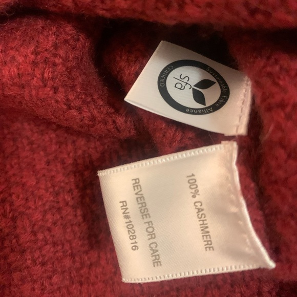 Garnet Hill Cashmere Cowl-Neck Sweater Vest Size Small NEW! Berry Pink $229 - Picture 4 of 7